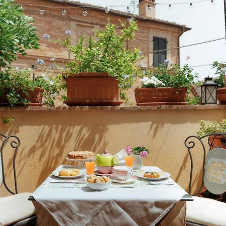 B&B La Finestra Sul Campanile Montecosaro  Zewnętrze zdjęcie